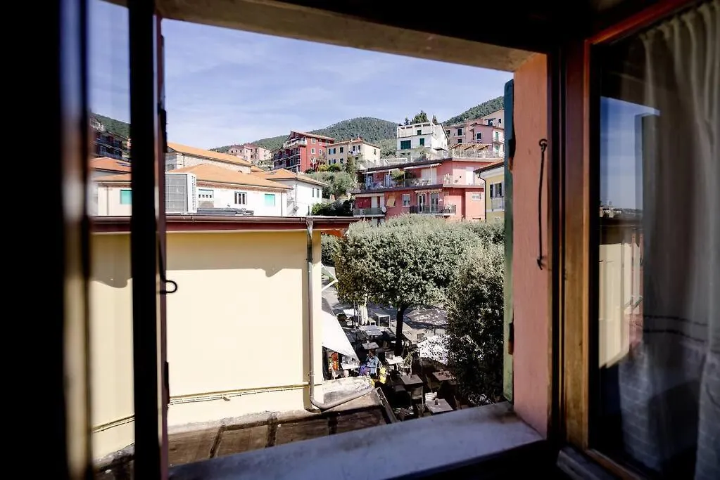 Tellaro, Casa Del Poeta Βίλα 0*, Tellaro